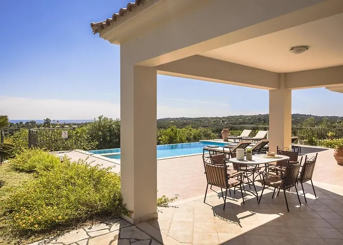 Georgia By Select فيلة